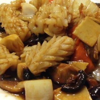 113. Calamares Con Bambú Y Setas