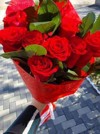 Buchet 11 trandafiri rosii