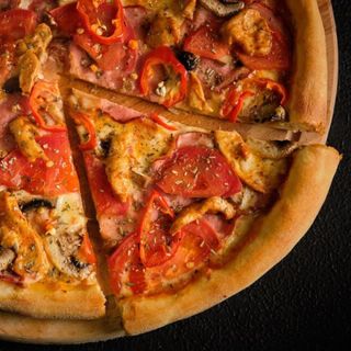 Піца гостра Чилі 30 см / 0,700 гр