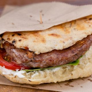 xl Pljeskavica u Somunu