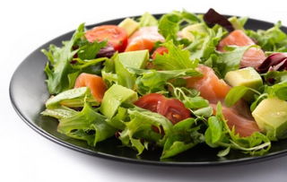 Ensalada De Salmón Aguacate