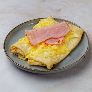 Palačinka sa pečenicom