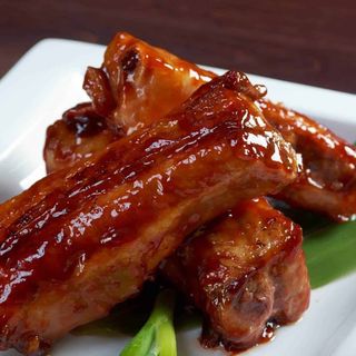 Свинина в кисло-сладком соусе (250г)