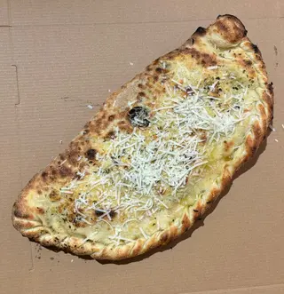 Pizza Calzone (33 cm.)