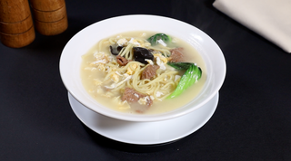 Supă de tăiței cu vită