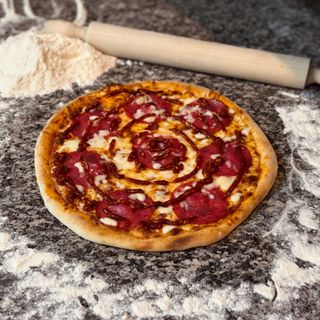 Pizza Diavola Ø 40 cm 