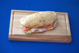 Sendvič sa pečenicom