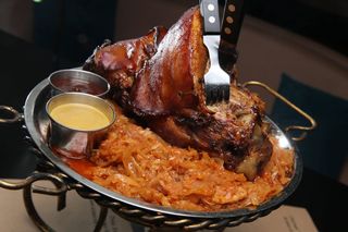 Вепрове коліно (свиняча рулька) 1 кг