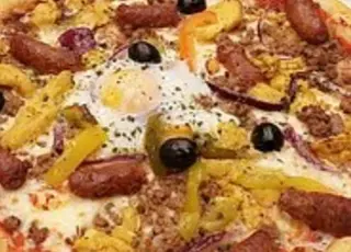 Pizza normal tunisienne 