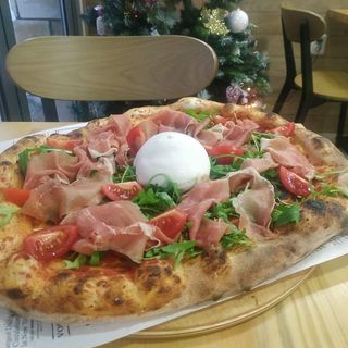 Пица Бурата