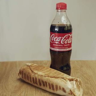 Large Chicken Shawarma with 3 Sausages + Pet Drink