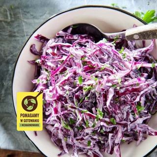 Surówka z kapusty czerwonej