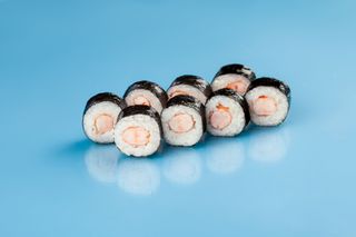 Ролл с креветкой		