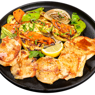 ПИЛЕШКИ ФИЛЕТА С ГРИЛОВАНИ ЗЕЛЕНЧУЦИ  (300г)