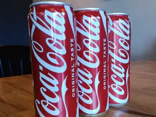 Coca cola 0.33l