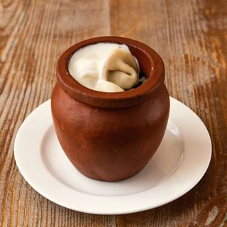 პელმენი ქოთანში