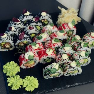 Сет Каліфорнія (850г)