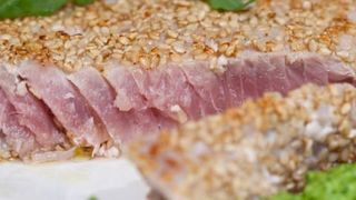 Trancio di tonno al sesamo dolce e leggero piccante