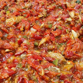 ENSALADA DE PIQUILLOS