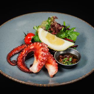 Caracatiță la grătar 200g * 12.14