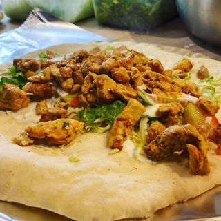 Pileći kebab u rolni mali 