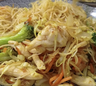 Fideos Singapur Con Curry