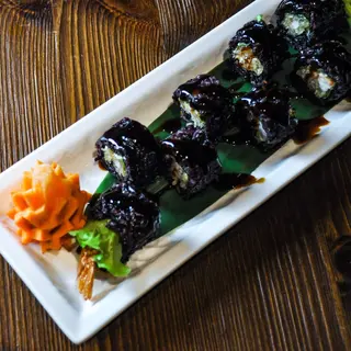 Uramaki sake black
