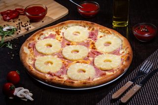 Pizza Hawaii Ø 32cm