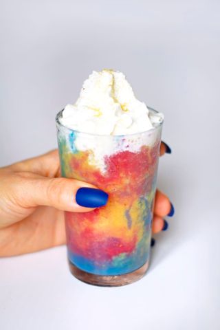 New-Tie Dye Frappé  (250 Ml.)