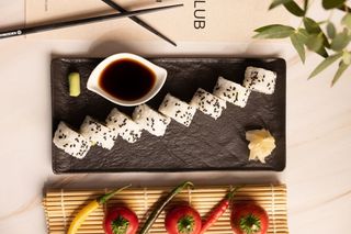 California tuna rolls posno