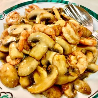 Langostinos con champiñones 