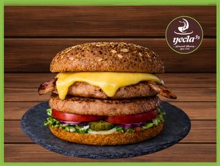 Burger Light Completa (404 Cal, 33g proteínas , 60g carbohidratos, 15g grasas)