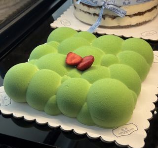 ფსტა-მარწყვის ანტრემე Pistachio-strawberry entreme