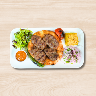 Portion De Boulettes Grillées