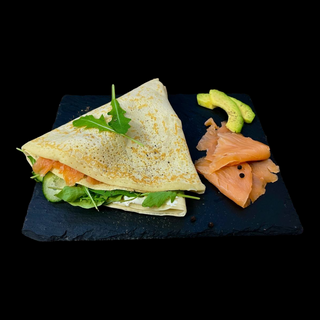 Naleśnik z łososiem