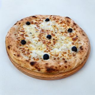 Pizza Cinque Formaggi
