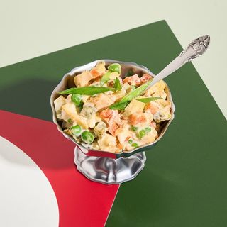 Моносалат «Антиолівʼє з індичкою»