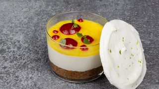 Lemon cheesecake