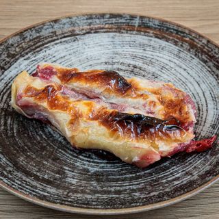 Pita sa višnjom posno komad