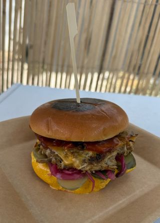 Meat Burger (Pulled Pork)