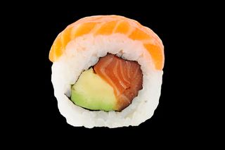 Salmón aguacate roll