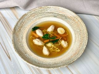 Легкий бульйон з мітболами (250g)