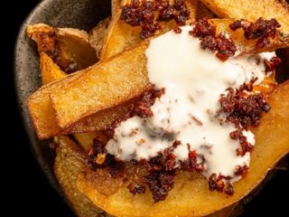 Patate della Sila con nduja e caciocavallo