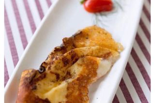 Taleggio Tibio Con Mermelada De Tomate