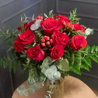 Ramo De Rosas Rojas Charlotte