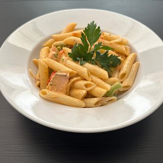 Menu Penne com Salmão