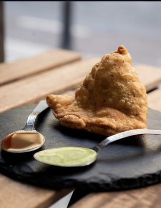 Samosa pollo 2 pezzi