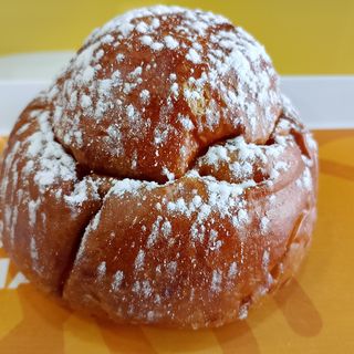Brioches siciliana " col tuppo"