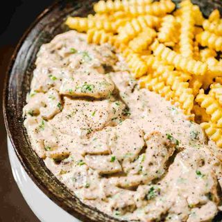 ესკალოპე სოკოთი და ნაღებით