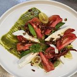 Капрезе с Биволска Моцарела (280г)